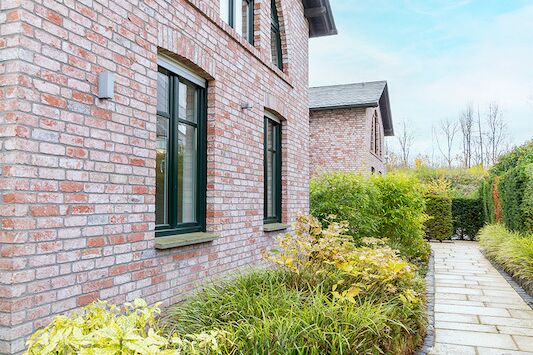 9239253 _Garten-links-1