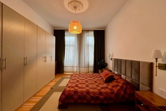 Schlafzimmer mit ausreichend Stauraum