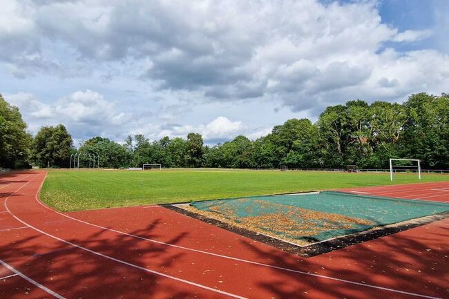Sportplatz 